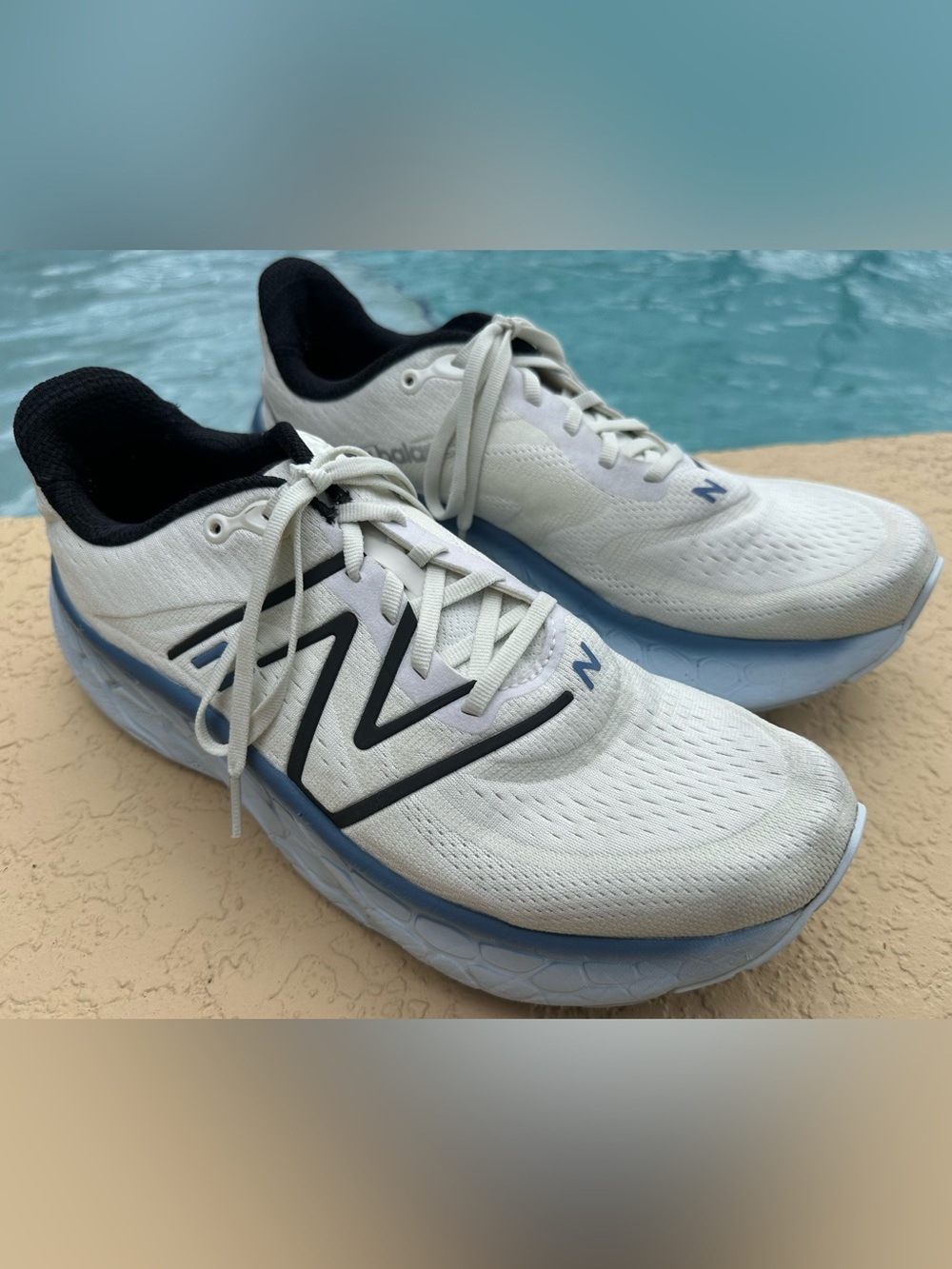 NEW BALANCE FRESH FOAM X MORE V4 ICE BLUE RUNNING SHOES MMORCU4 SIZE 11.5